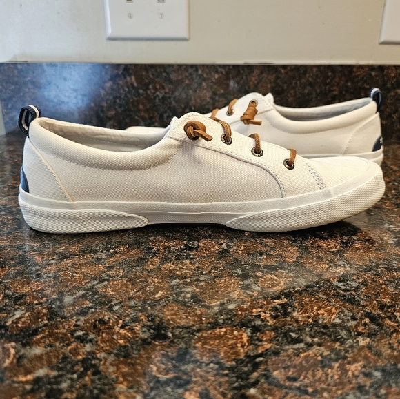 Women Sperry Shoes - Picture 5 of 12